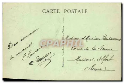 Provins (S.-et-M.) - Pátio do Castelo na Cidade Alta com poço feudal e cruz gótica do século XIV — Verso