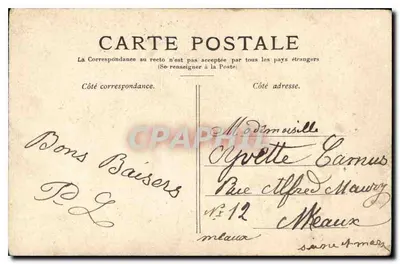 Menina sorridente com chapéu florido — editor não visível, n° de série não legível — Verso