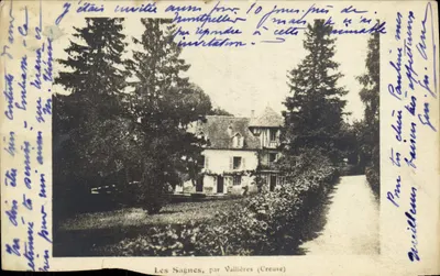 Les Sagnes, por Vallières (Creuse) — casa com telhado de tijolos e jardim — editor Vallières (Creuse)