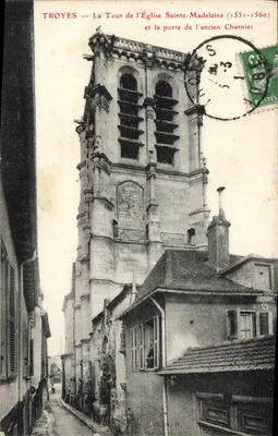 Troyes — Wieża Kościoła Świętej Małgorzaty (1531-1560) i drzwi dawnego charniona — Coll. S. B.