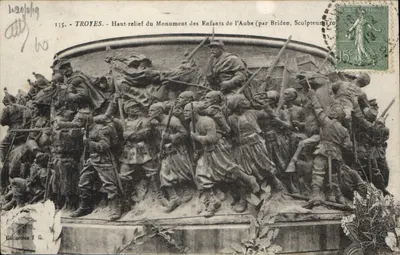 Troyes - Wysoki relief Pomnika Dzieci Aube (przez Briden, Rzeźbiarz z Troyes)
