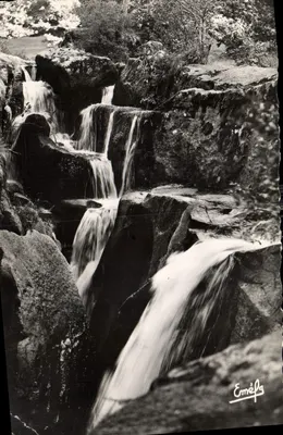 Cachoeira dos Jarreaux — entre Peyrat-le-Château e Royère — editada por Mothe frères, Aubusson