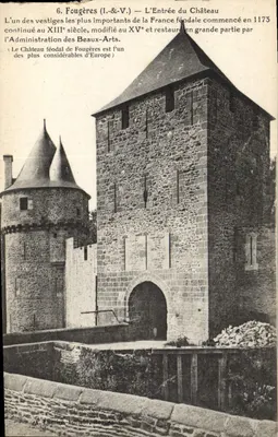 Bilhete postal antigo Fougeres I e V A Entrada do Castelo