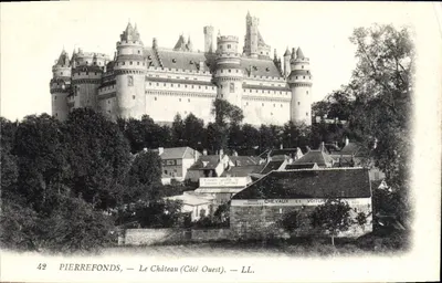 Pierrefonds — Zamek (Strona zachodnia) — LL.