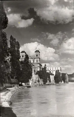 Passau — Innkai — Foto und Verlag R. Hochleitner, Passau