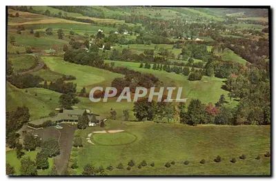 Vista aérea do Oneonta Country Club — Oneonta, New York — Pub. by Bob Wyer, Delhi, N.Y.