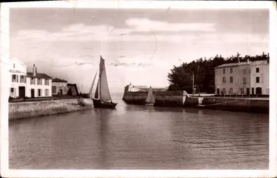 Ancouletron — Saída de um barco de pesca — A.P. St-Martin-de-Ré