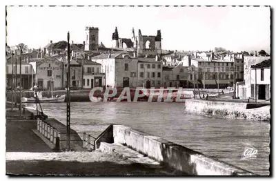 Saint-Martin-de-Ré — Vista do porto e da cidade — Arts Photographiques, Paris