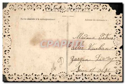 Jovem mulher com buquê — carta postal ornada com renda — editor não identificado, n° 570 — Verso