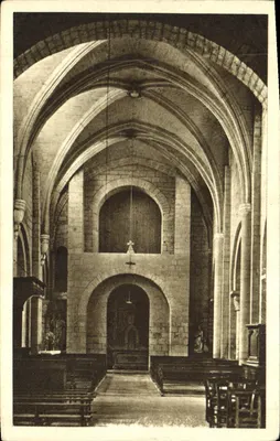 Moriénval (Oise) — Interior da Igreja Abbatial das Beneditinas — A Tribuna — Monumentos Históricos dos Séculos XI, XII e XVII