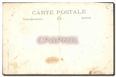 Menina jovem em vestido de comunhão — editor A. Soffington, Paris — Verso