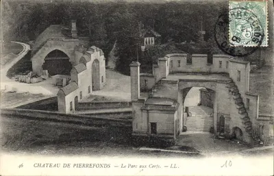 Zamek Pierrefonds — Park z Cerkwiami — LL.