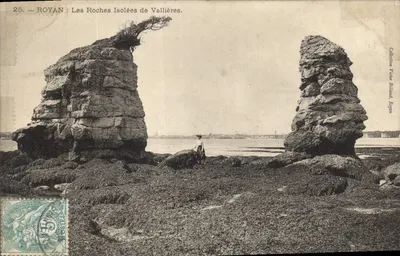ROYAN : Samotne skały Vallières. — Zbiór Victor Billaud, Royan. — N° 25.