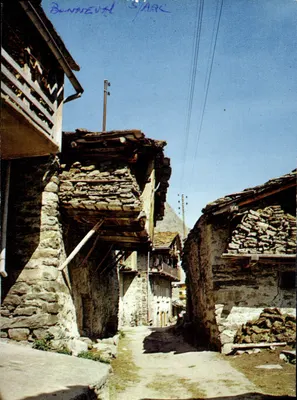 Bonneval-sur-Arc — rua principal — Cores (Savoie) n° 1789