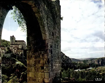 Saint-Cirq-Lapopie — Primeiro vilarejo da França — IRIS