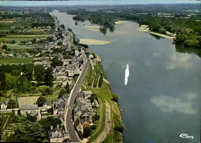 Bourgueil — Vista geral — Cing