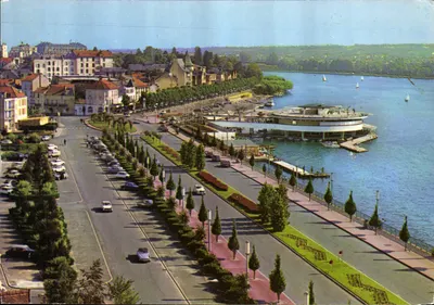 Vichy — Le Plan d'Eau et la Rotonde — Vichy