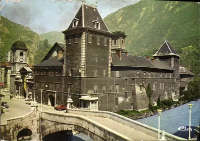 Moutiers (Savoie) — a catedral e o velho ponte sobre a Isère — Cimchrome
