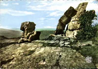 As Ardenas Francesas — Monttherme, o Rochedo, a Torre — Éditions ATMO, Mézères