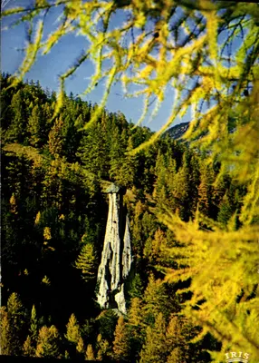 Le Queyras (Hautes-Alpes) — La Demoiselle Coiffée de Molines — éditeur IRIS