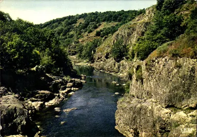 A Vale da Creuse — Nas proximidades de Anzême — IRIS