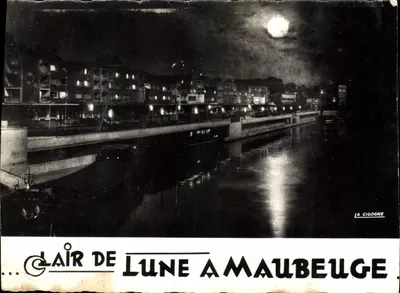 Claro de Lua em Maubeuge — vista noturna do canal — La Cigogne