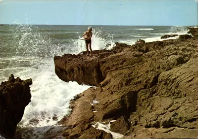 Saint-Pierre-sur-Mer — Efeitos de ondas no rochedo 'La Vallière' — Edições 'SL'