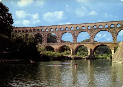 Ponte du Gard — Aqueduto romano — Edições Gaud