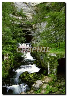 Fonte da Loue — Em torno de Moutier — Éditions de Franche-Comté