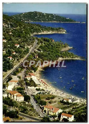 Le Lavandou — Vista aérea da praia e do porto — As Edições A. Baudou