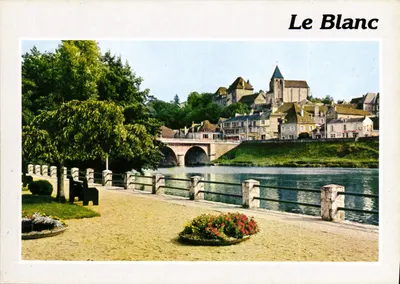 Le Blanc — vista do ponte e do vilarejo sobre a Creuse — Edições e Impressões Combier / Mâcon, série C3 36018-1-0805