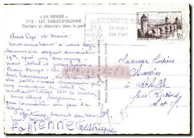 Les Sables-d'Olonne — Tonneros y barcos de arrastre en el puerto — Les Éditions Jean — Reverso