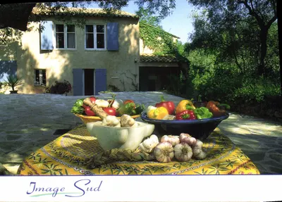 Mercado provençal — legumes frescos — Image Sud