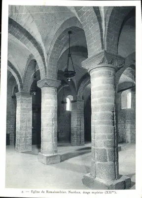 Église de Romainmôtier — Narthex, étage supérieur (XIIe) — Phot. de Jongh, Lausanne