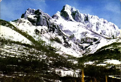O pico do Gar (1786 m) — Alta vales da Garonne — Edições de Arte Toulouse