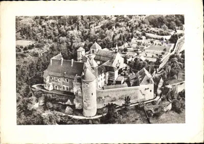 Abadia Saint-Vincent de Chantelle — Vista aérea — Artistas Paisagistas (P.-de D.)