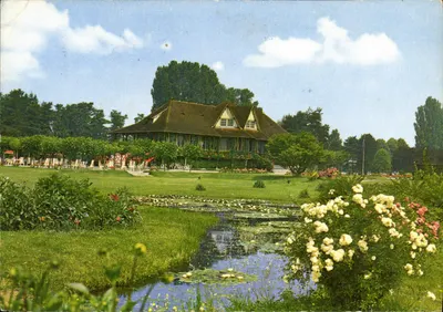 Club-House du Golf — Vichy (Allier) — Couleurs Inuitures