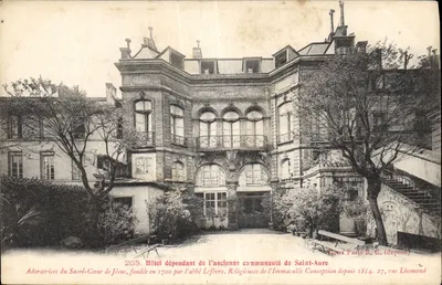 Hotel dependente da antiga comunidade de Saint-Aure — Adoratrices do Sagrado Coração de Jesus, fundada em 1700 pelo padre Lefèvre. Religiosas da Imaculada Conceição desde 1854. 27, rue Lhomond — Velho Paris B. C. (depositado)