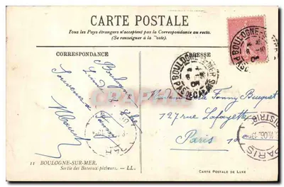 Boulogne-sur-Mer — Uitvaart van visboten — Antieke ansichtkaart — Achterkant