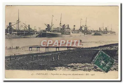 Pauillac - Navios a vapor carregando nos cais - BR 978