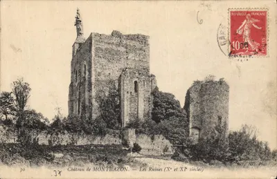 Castelo de MONTBAZON — As Ruínas (Xe e XIe séculos) — ND Phot