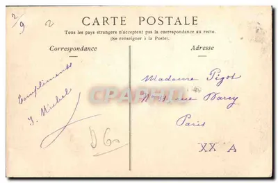 Castelo de Chantilly — A Cour d'Honneur — Collections ND Phot — Verso