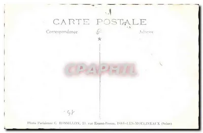 Criança de pé perto de uma mesa — Photo Parisienne G. Rossillon — n°15 — Verso