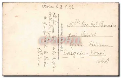 Jovem mulher segurando guiné — SAPI Paris 1363 — Verso