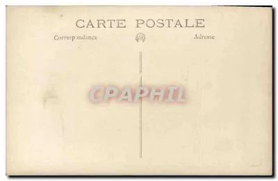 Raymonde Beaute, Marie Nouvittrens y Fernande Knell — Tres mujeres y un niño posando juntos — Tarjeta postal anónima — Reverso