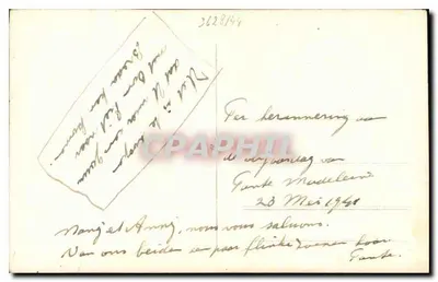 Duas pequenas meninas — diante de uma janela com cortinas — editor não visível, número de série 3628/44 — Verso