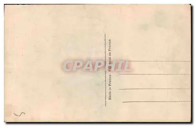 Jovem mulher com capa de pele — com buquê de rosas — editada por Léon, Paris — Verso