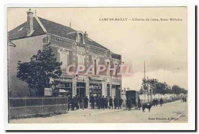 Campo de Mailly — A Entrada do Campo, Mercado Militar — A. Niepce