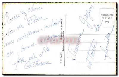 Mulher jovem sorridente — com buquê de rosas — P.F. 1964 — Verso