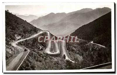 Os lacetes em direção a Sospel — Col de Braus (A.-M.) alt. 1002 m — Edição Bermond